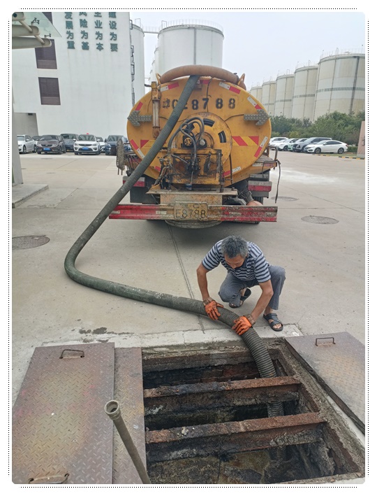 中沙隔油池清掏