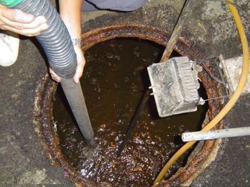 中沙隔油池清理